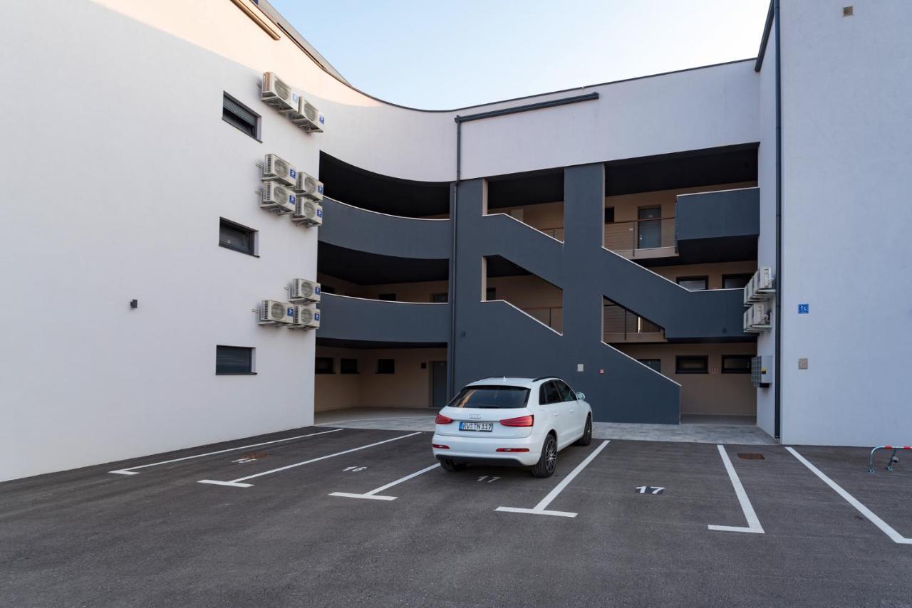 Apartment Belvedere Sea View Medulin Bagian luar foto